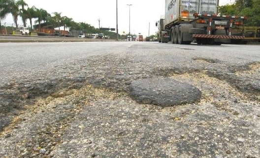 Perimetral é risco para quem trafega