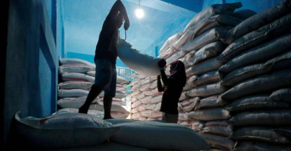 Índia pode aprovar em breve exportações de açúcar em duas parcelas, diz Reuters
