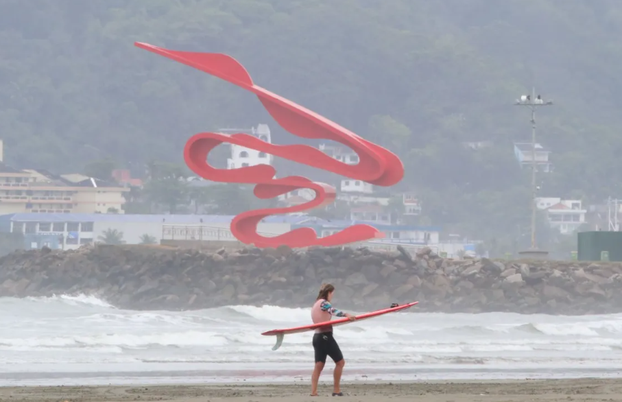 Vai mudar! Chuva dá brecha e sol volta a aquecer o litoral de SP no fim de semana