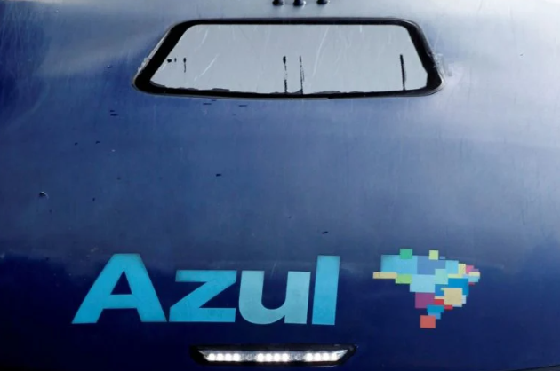 Raízen vira principal fornecedora de combustíveis de aviação da Azul