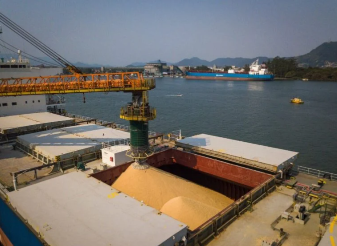 Agronegócio impulsiona o Porto de Santos