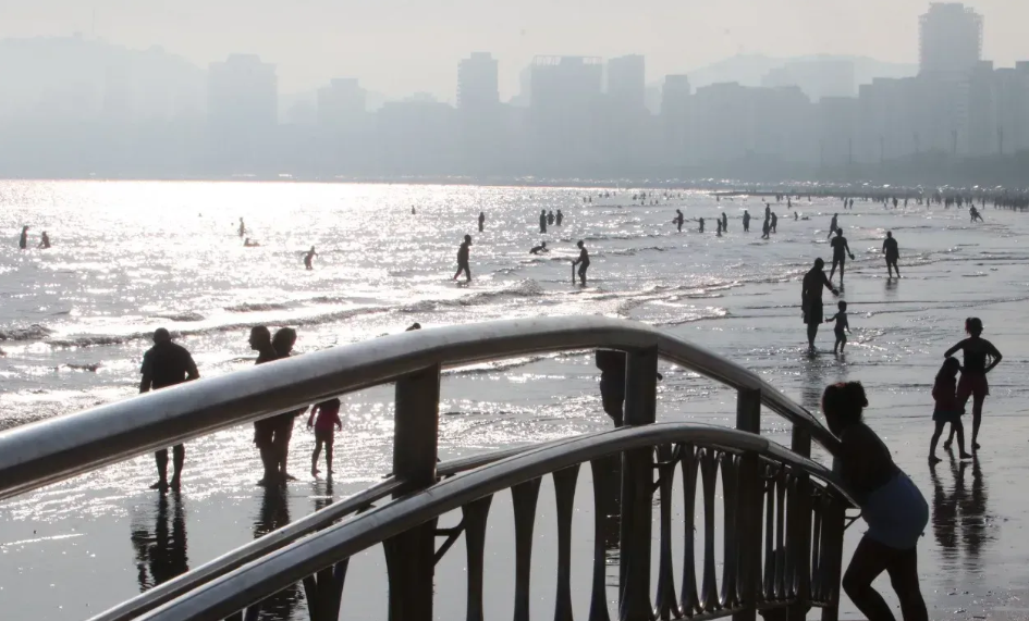 Fim de semana no litoral de SP terá calor de 32°C, pancadas de chuva e mudança de tempo