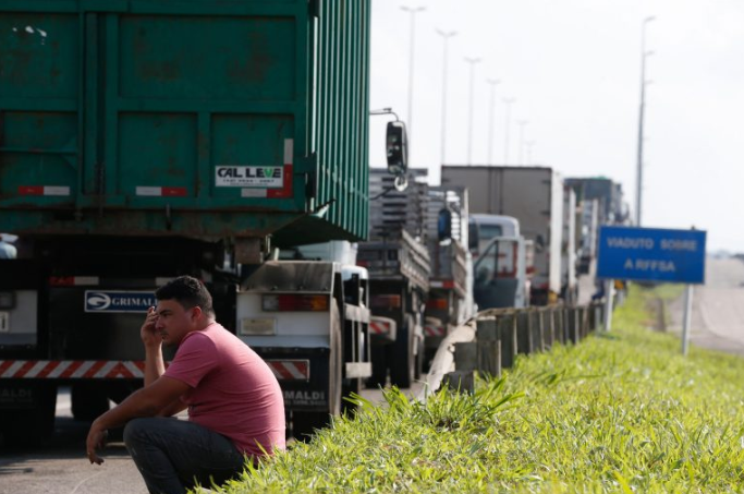Promulgada lei que facilita reajustes da tabela do frete rodoviário de cargas