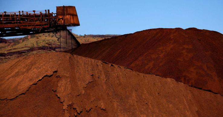 Exportação de minério de ferro do Brasil tem maior volume mensal em 2 anos