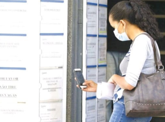 Desemprego recua para 8,7% em setembro