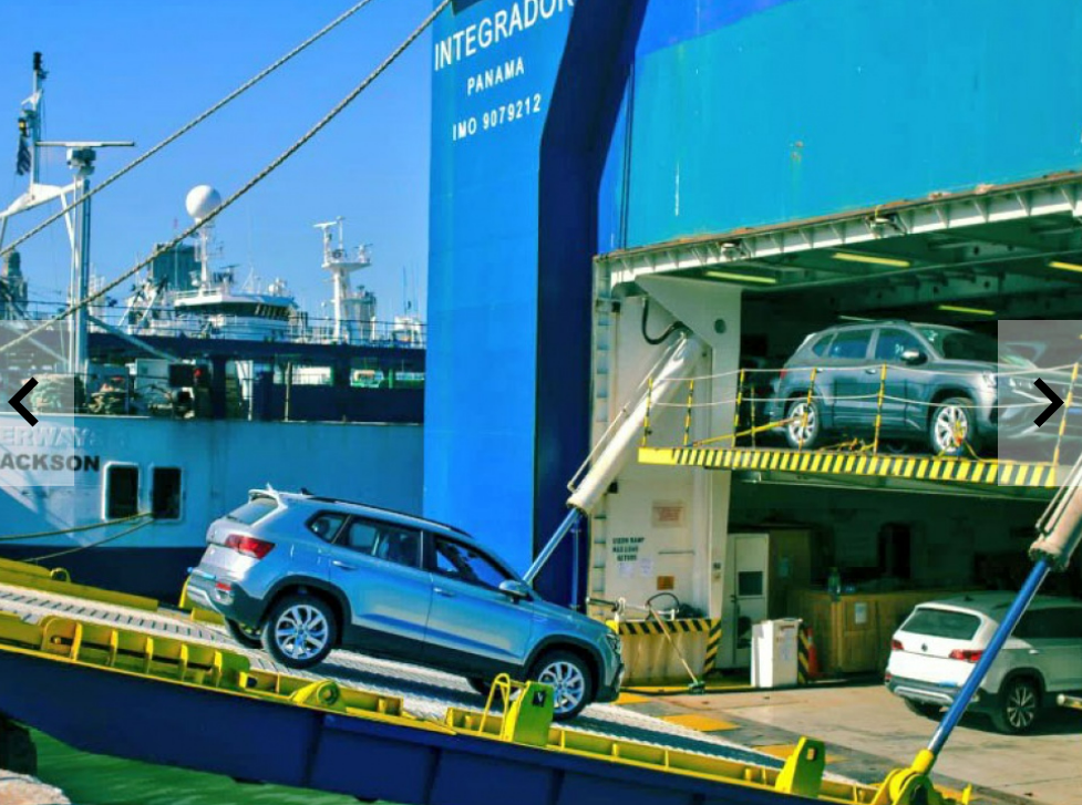 Porto de Montevidéu movimentou sete navios Ro-Ro em 48 horas