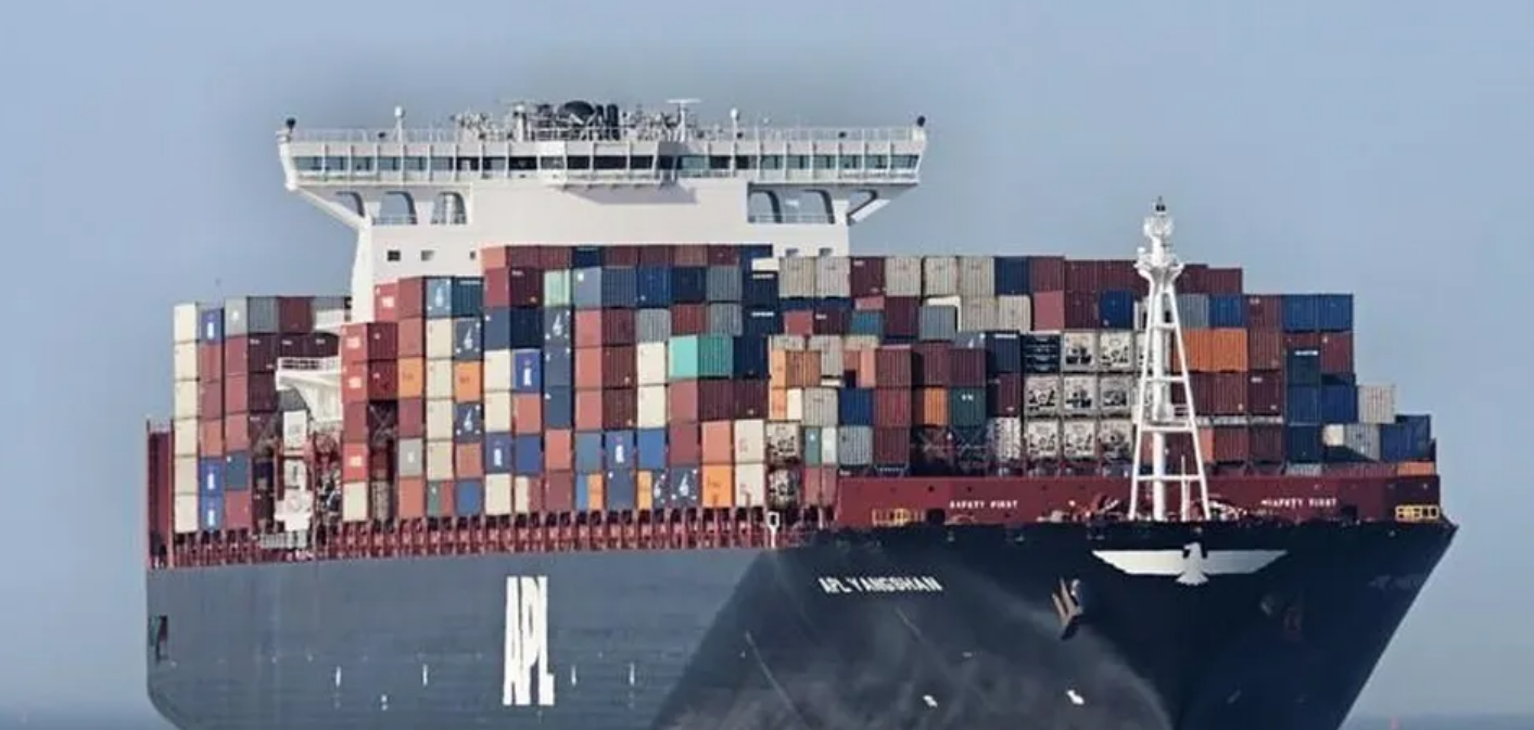 Porto de Santos recebe o meganavio APL Yangshan mais uma vez