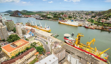 Porto de Vitória celebra primeiro contrato após privatização para o setor de óleo e gás