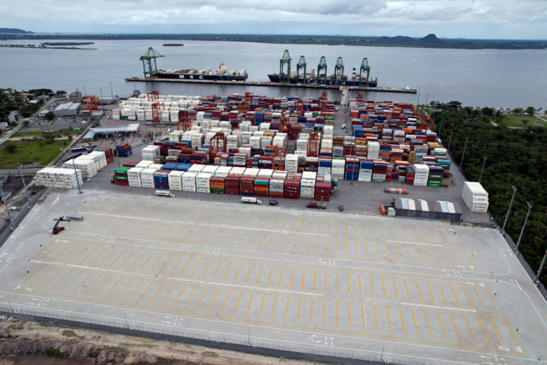 Porto Itapoá recebe última autorização para uso de mais 50 mil m² de área operacional
