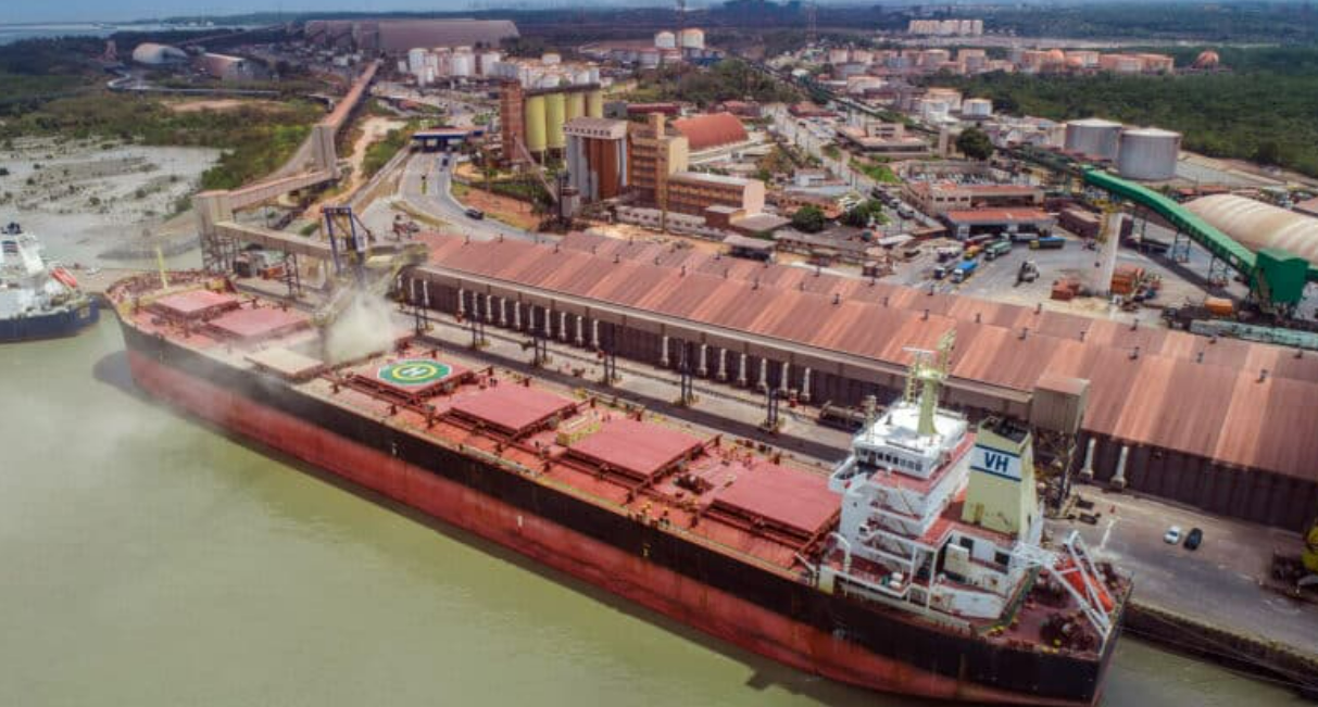 Santos Brasil comemora 25 anos com operação de transporte de combustíveis em novo terminal de granéis líquidos no Porto do Itaqui