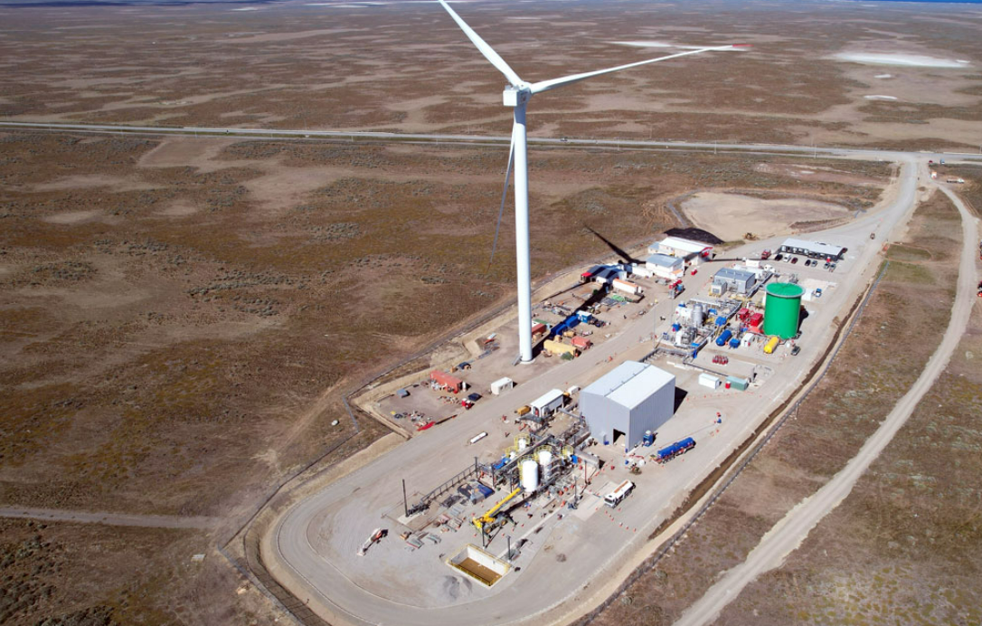 Primeira instalação para combustíveis neutros em carbono do mundo inicia produção no Chile