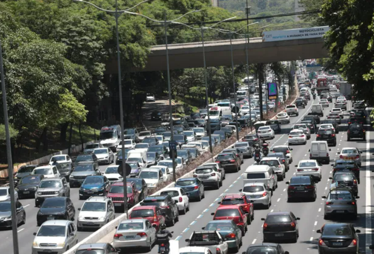 IPVA 2023 fica mais caro: veja datas de pagamento e descontos