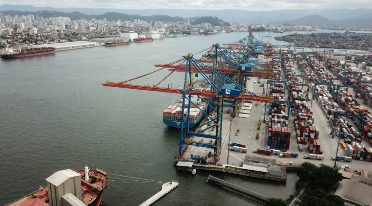 Associações esperam que novo governo mantenha gestão técnica nos portos