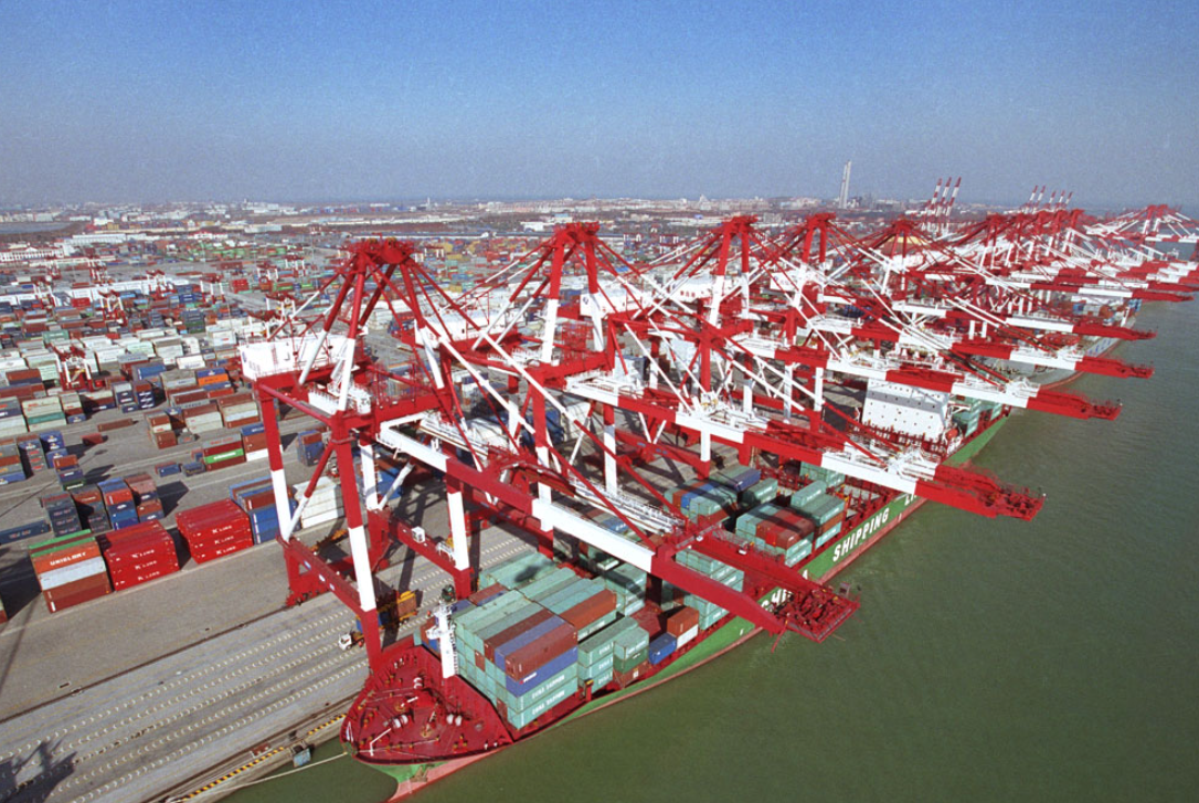 Porto de Qingdao melhora sua produtividade em 37%