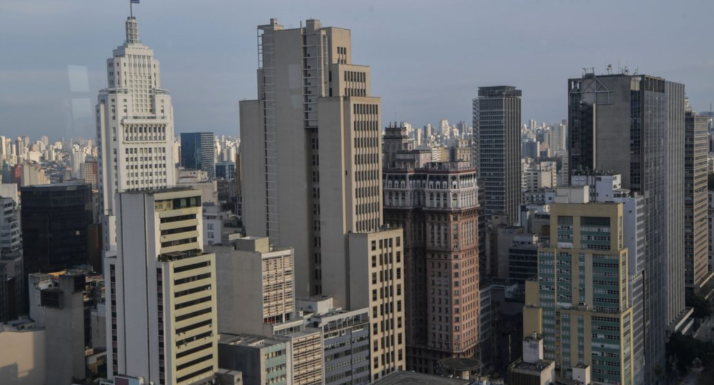 Curso vai capacitar 150 empresas paulistas para exportações