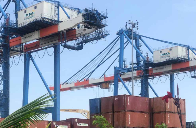 Hapag-Lloyd investe em terminais na Índia