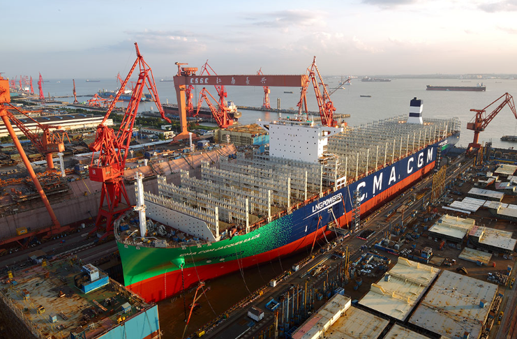 CMA CGM encomenda 12 porta-contêineres movidos a metanol