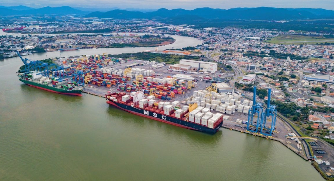 Porto de Navegantes vai investir R$1 bilhão para receber navios maiores