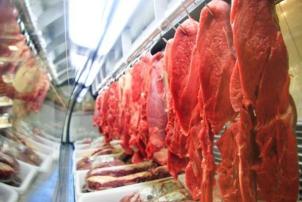 Vaca louca: Brasil quer retomar exportações de carne ainda neste mês