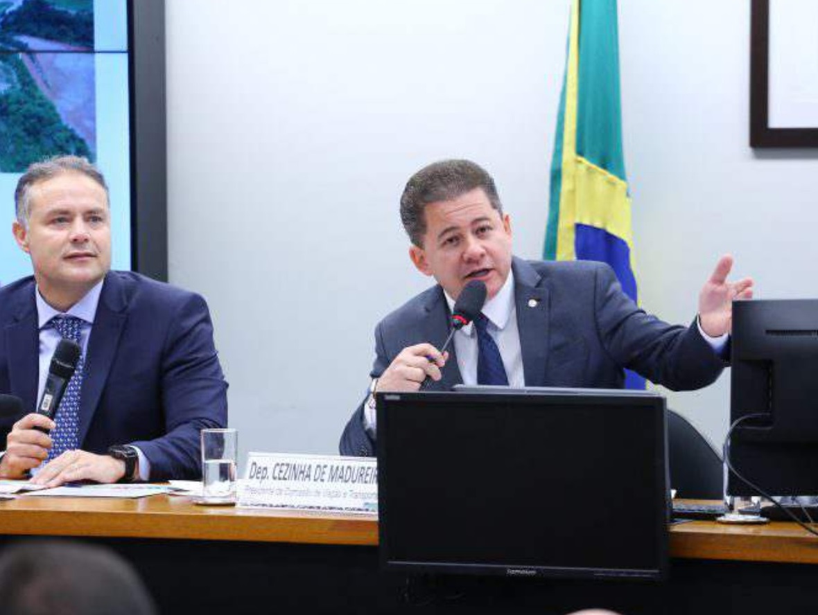 Renan diz que Governo prepara novo plano de investimento em transportes