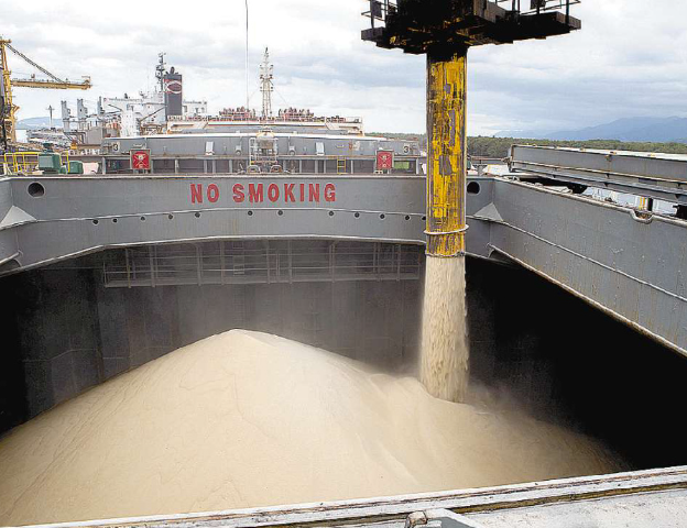 Açúcar: 2º produto mais exportado por Santos