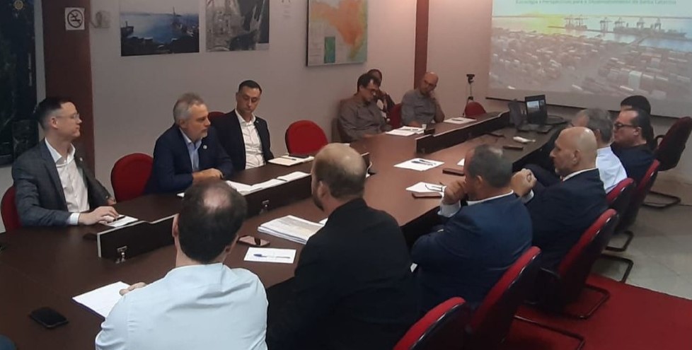 Grupo de trabalho busca recursos para obras no canal em São Francisco do Sul