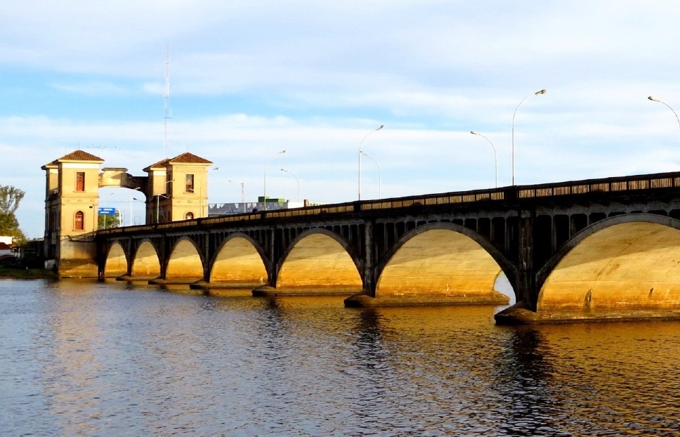 Governo publica aviso de licitação para nova ponte que liga Brasil ao Uruguai
