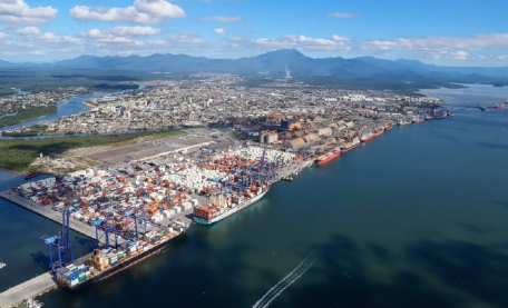 Setor portuário faz arrecadação de ISS em Paranaguá saltar 76%