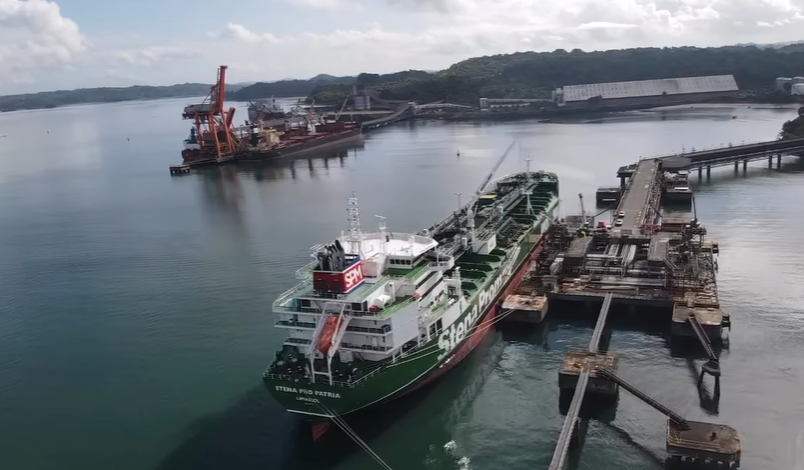 CODEBA recebe navio tanque movido a metanol de baixa emissão