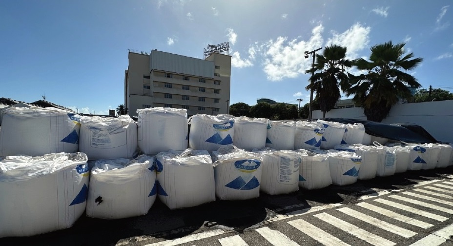 Porto de Natal realiza operação experimental de embarque de sal
