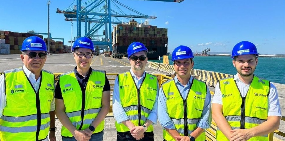 Porto do Pecém recebe visita de secretário nacional de Portos