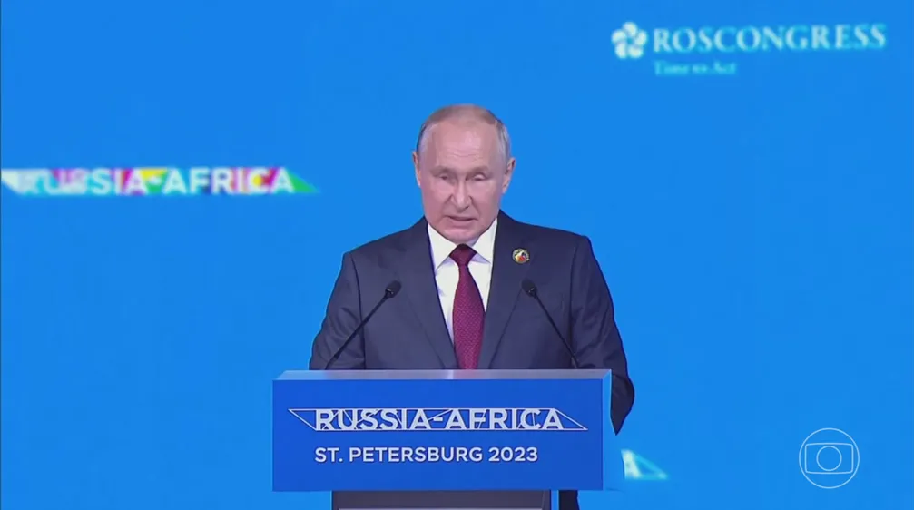 Putin anuncia o envio de grãos gratuitamente para países da África