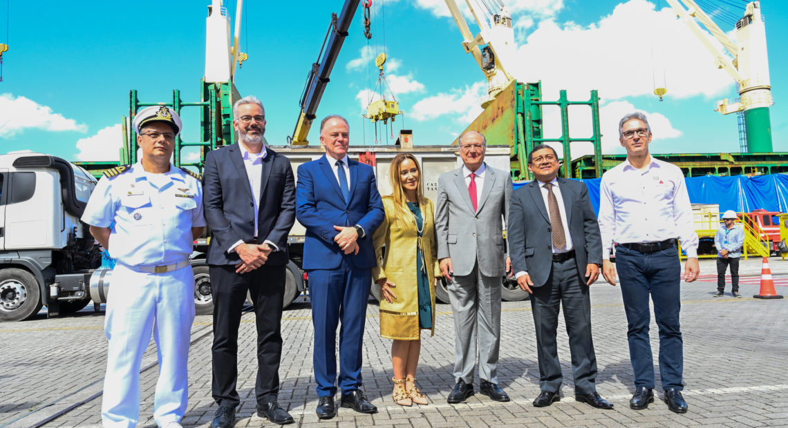 Brasil exporta primeiro lote de lítio verde