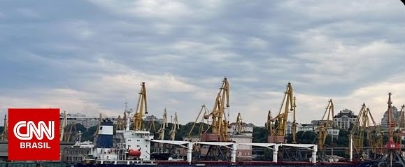 Navios rumo à Ucrânia serão considerados pela Rússia como potenciais transportadores de carga militar