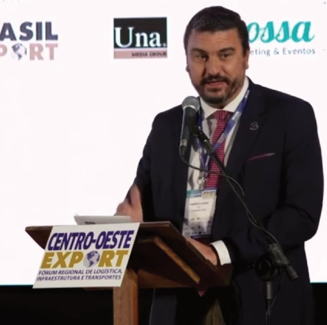 Painéis e palestra de secretário de Portos marcam segundo dia do Centro-Oeste Export