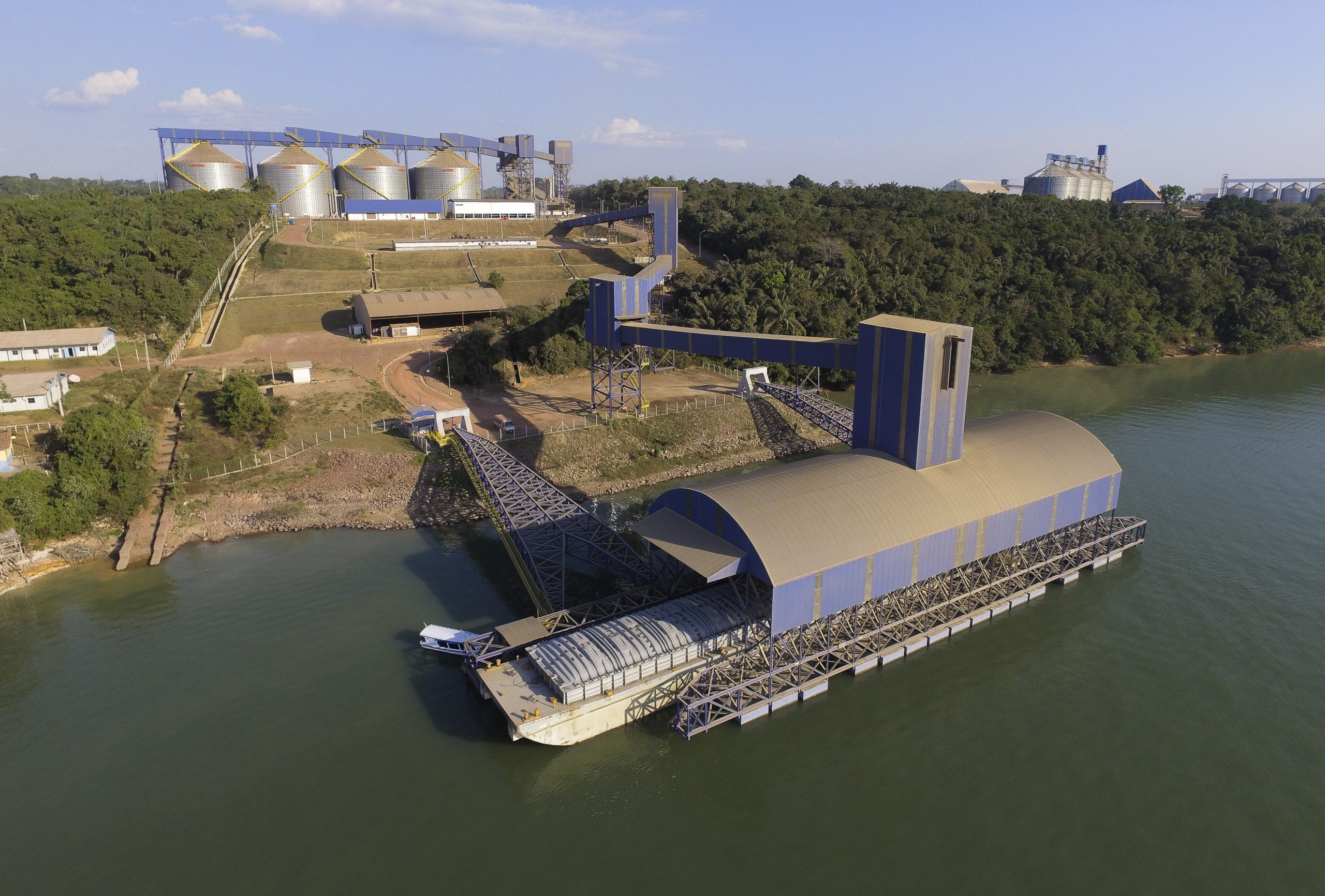 Hidrovias do Brasil recebe autorização temporária para explorar área em Vila do Conde