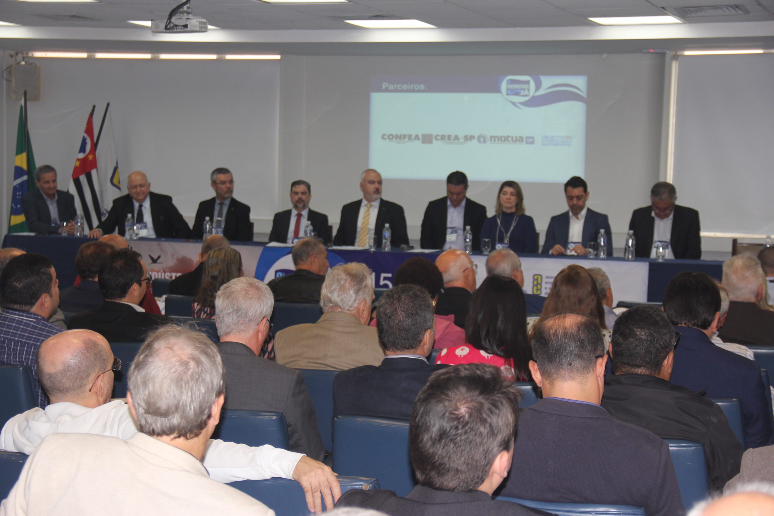 Seminário discute hidrovias na Baixada Santista