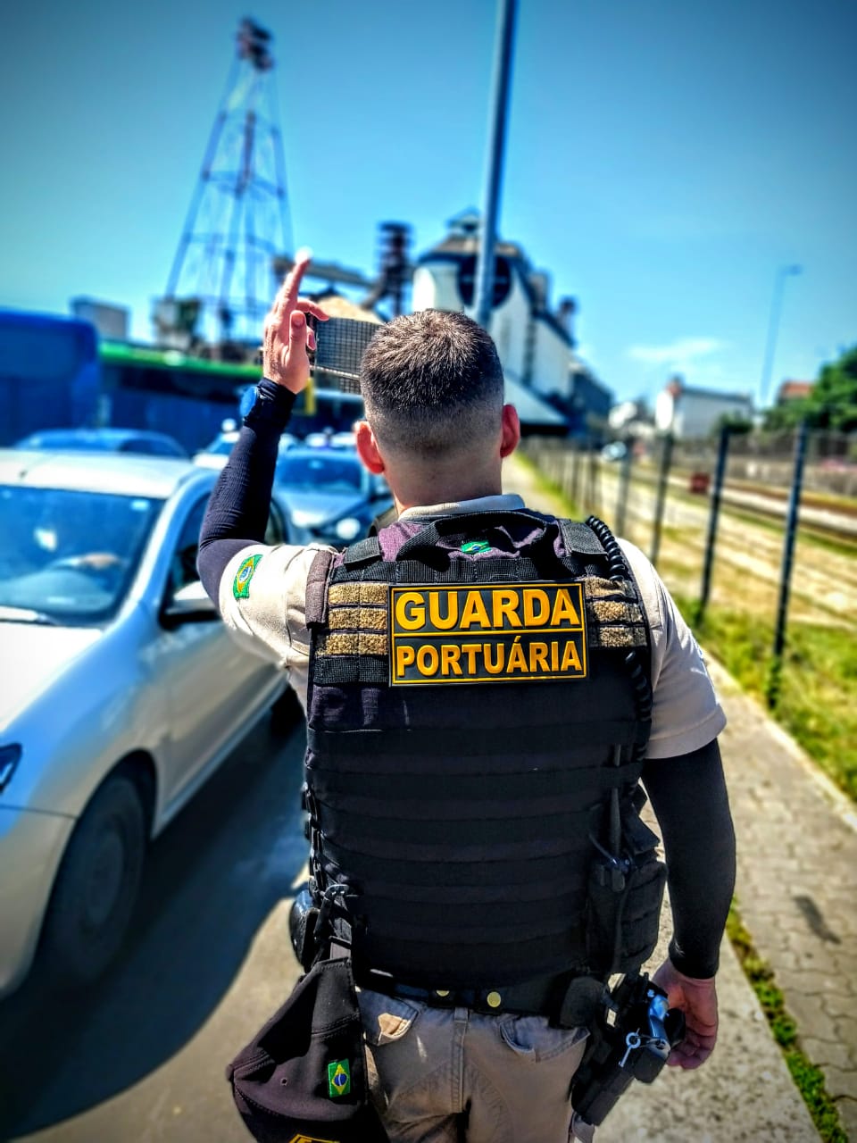 Ministro assina portaria que impede a terceirização da Guarda Portuária