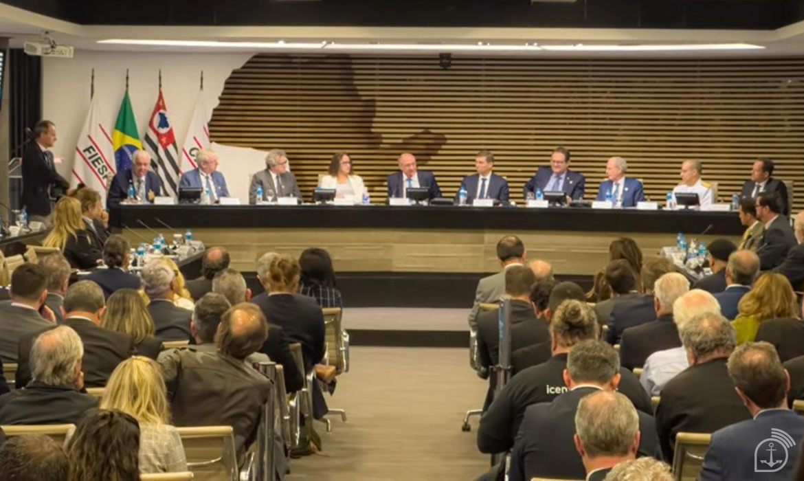 Marinha do Brasil participa de debate sobre inovação e desenvolvimento tecnológico na FIESP