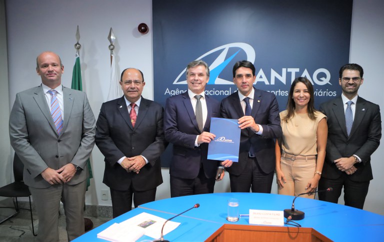 ANTAQ recebe primeira visita do novo Ministro de Portos e Aeroportos