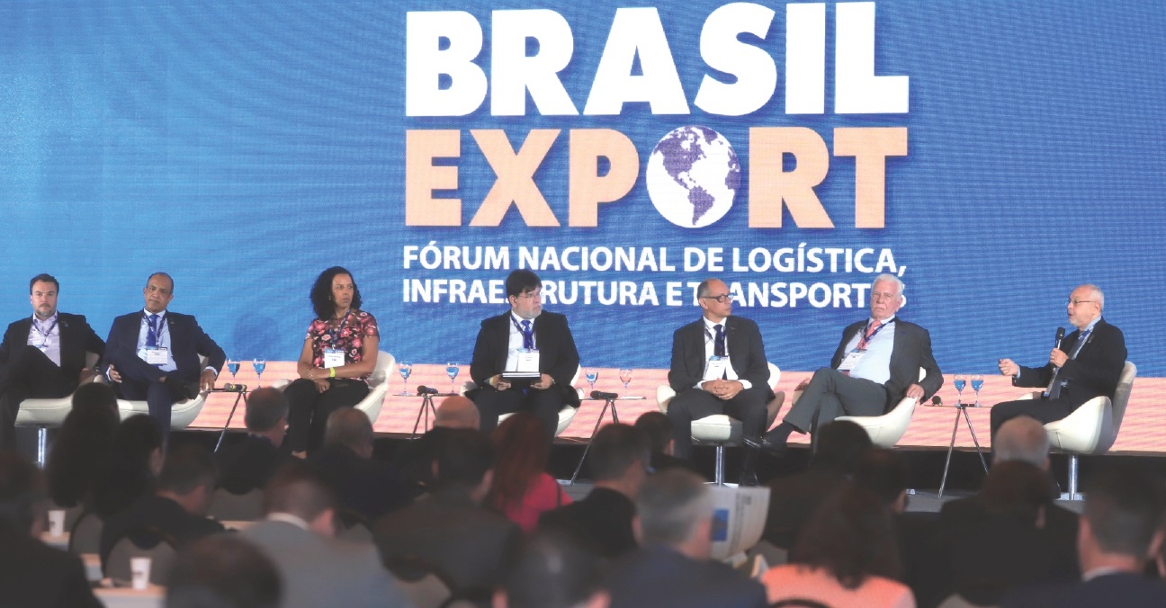 Entidades defendem a descentralização das Autoridades Portuárias
