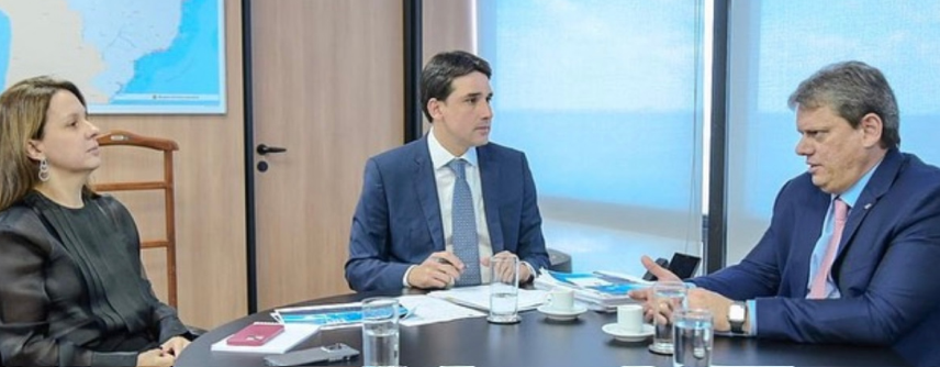 Ministro anuncia investimento de R$ 400 milhões para o Porto de Santos