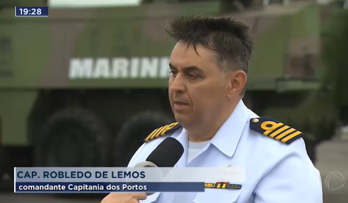 Navio Patrulha está no Porto de Santos