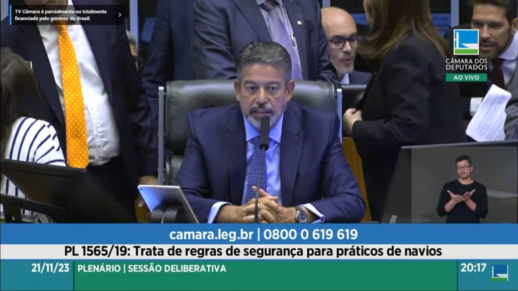 Câmara aprova PL que atualiza regulação da praticagem
