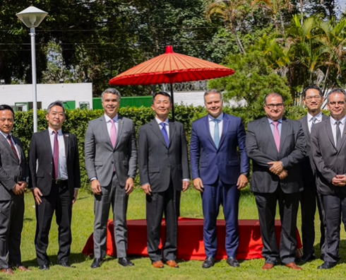 Renan Filho se reuniu com o embaixador do Japão no Brasil