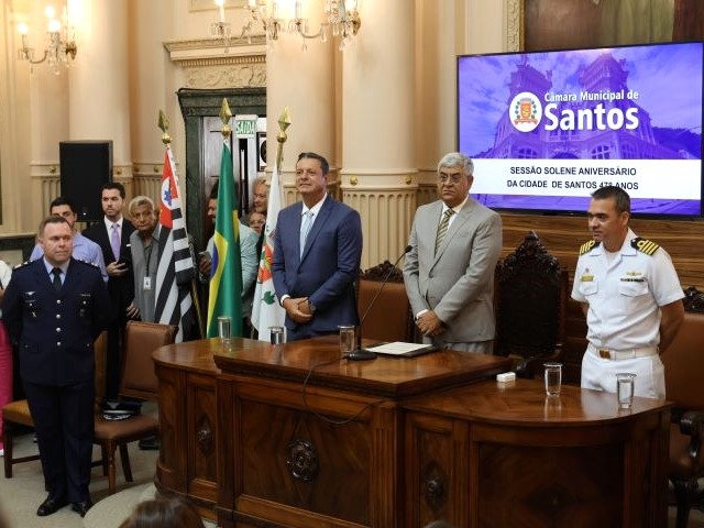 Sessão Solene marca homenagem da Câmara aos 478 anos de Santos