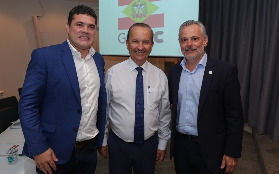Robison Coelho assume a secretaria de Portos, Aeroportos e Ferrovias de SC
