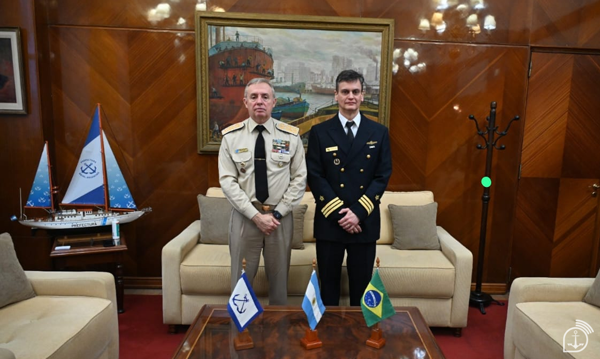 Intercâmbio entre Autoridades Marítimas do Brasil e Argentina fortalece segurança marítima regional