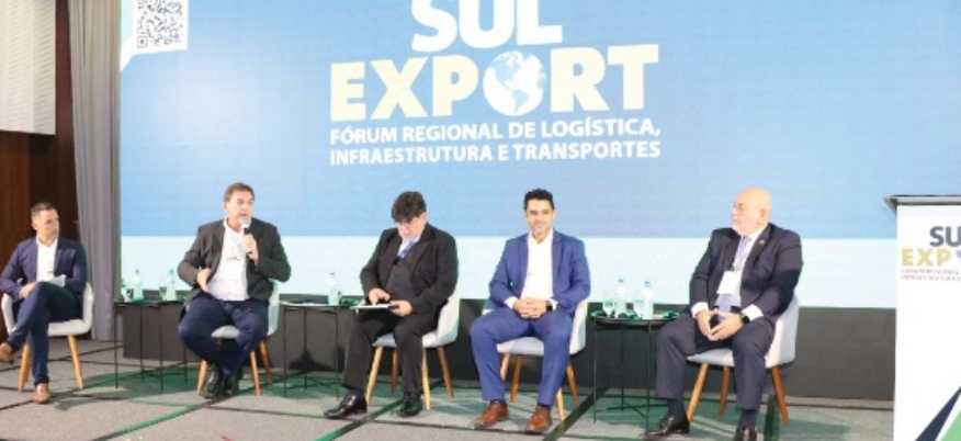 Rodovia ligando litorais de PR e SC é urgente, diz gerente da Fiep