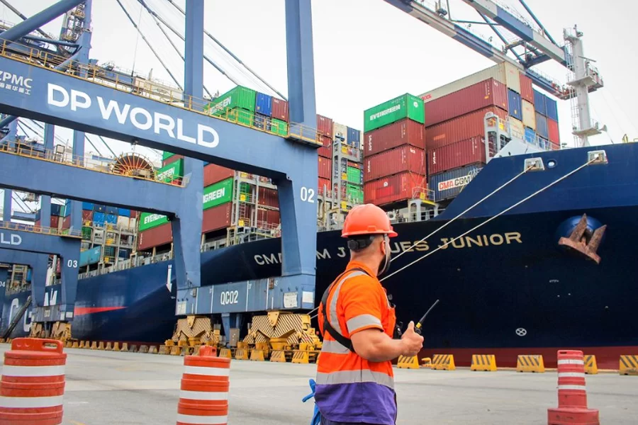 DP World inaugura escritório de gerenciamento de carga no Brasil